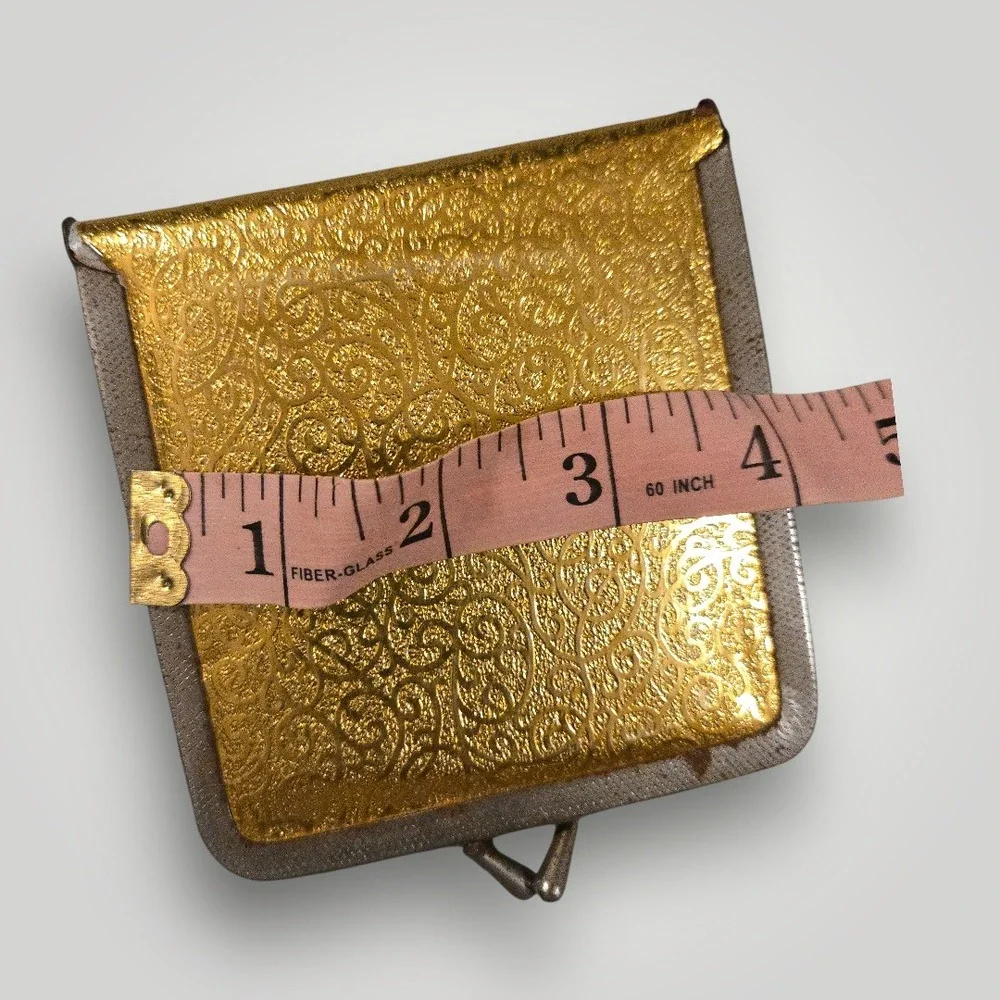 VTG Gold Embossed Folding Compact Double Mirror Wallet Styl 4
